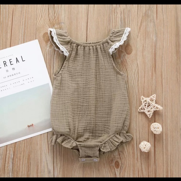 Baby girl romper - Picture 1 of 1